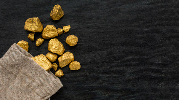Gelbgold – Der Inbegriff von Luxus, Wärme & zeitloser Schönheit