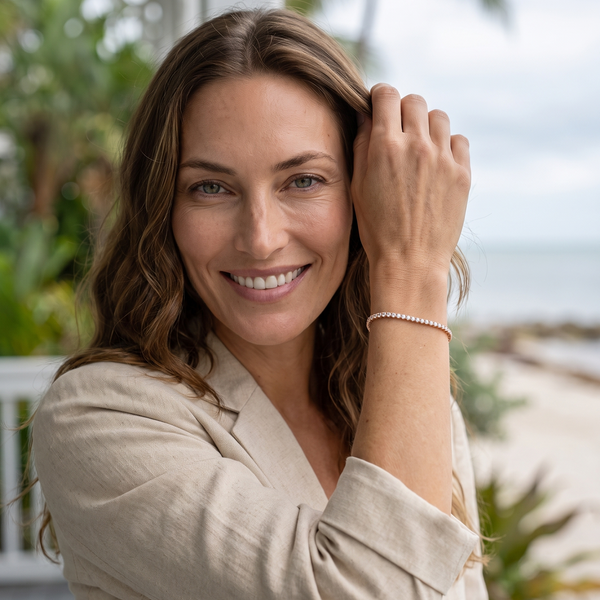 Match Armband rosegold vergoldet mit Zirkonia am Handgelenk getragen