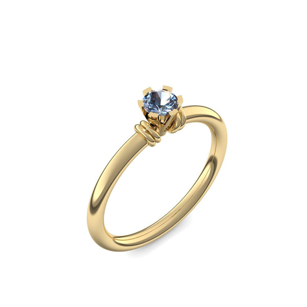 Ring Klassisch Gelbgold Blautopas